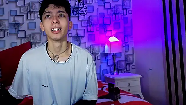 Snapshot of Twink_Sebas7 chatting on 05.28.26 Twink Sebas7 online show from 05.28.26