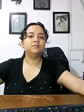 Snapshot of Cassle_ibarra_x chatting on 04.16.26 Cassle ibarra x online show from 04.16.26