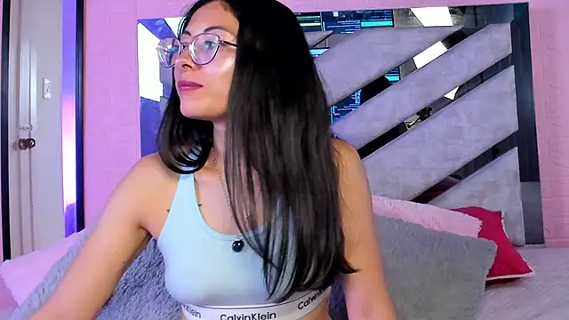 Snapshot of Kat_santana chatting on 05.04.26 Kat santana online show from 05.04.26