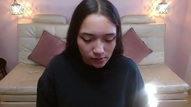 Snapshot of Marianne_Cam chatting on 05.09.26 Marianne Cam online show from 05.09.26