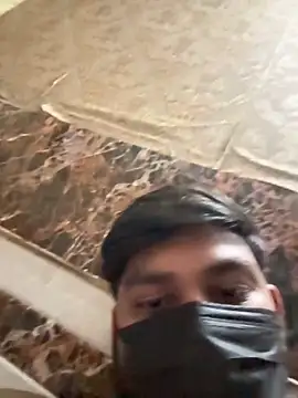 Snapshot of Badbuddy00 chatting on 04.12.26 Badbuddy00 online show from 04.12.26