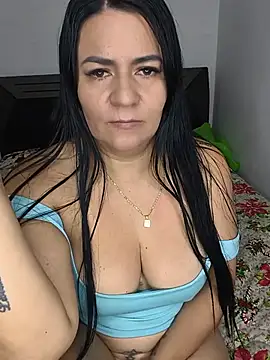 Snapshot of cataleya-latina chatting on 07.03.26 cataleya-latina online show from 07.03.26