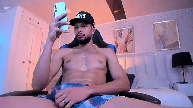 Snapshot of cero_khalifa chatting on 05.24.26 cero khalifa online show from 05.24.26