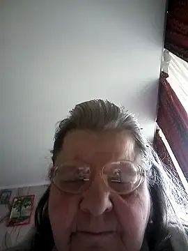 Snapshot of MartaMia68 chatting on 04.24.26 MartaMia68 online show from 04.24.26