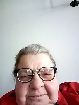 Snapshot of MartaMia68 chatting on 04.30.26 MartaMia68 online show from 04.30.26