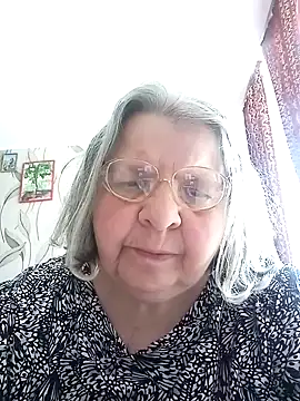 Snapshot of MartaMia68 chatting on 05.16.26 MartaMia68 online show from 05.16.26