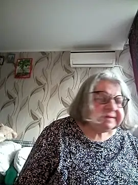 Snapshot of MartaMia68 chatting on 05.21.26 MartaMia68 online show from 05.21.26
