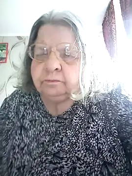 Snapshot of MartaMia68 chatting on 05.22.26 MartaMia68 online show from 05.22.26