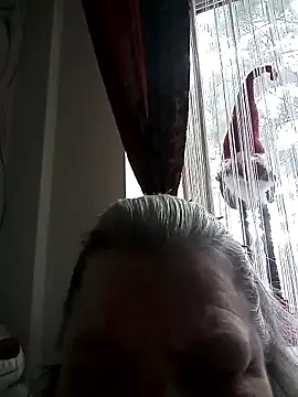 Snapshot of MartaMia68 chatting on 05.27.26 MartaMia68 online show from 05.27.26