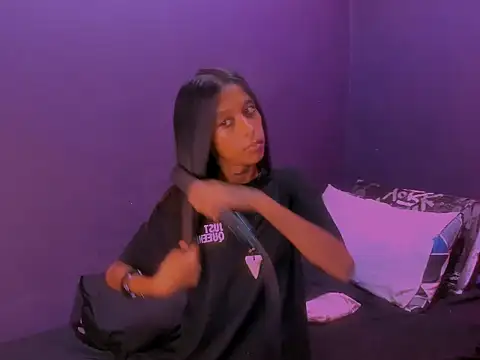 Indianteezerr online show from 04.13.26