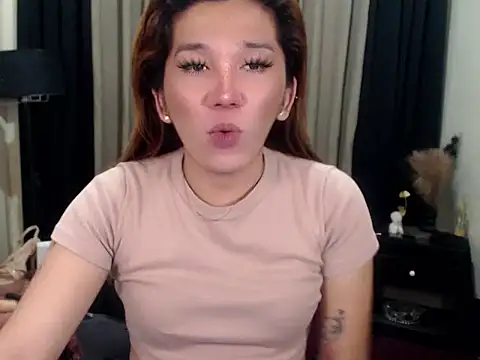 Snapshot of Precious_RoseDollxxx chatting on 05.13.26 Precious RoseDollxxx online show from 05.13.26