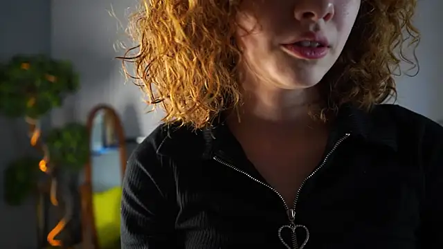 Snapshot of AgathaCarra chatting on 05.11.26 AgathaCarra online show from 05.11.26