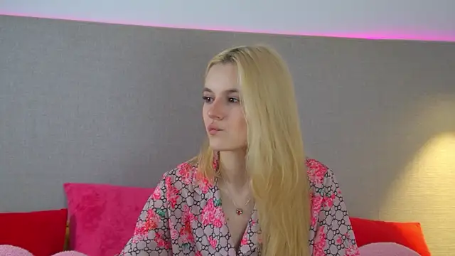 LeaLamour online show from 05.15.26