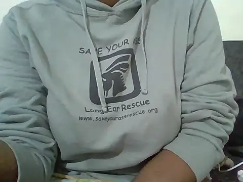 Snapshot of hotchoco03 chatting on 04.17.26 hotchoco03 online show from 04.17.26
