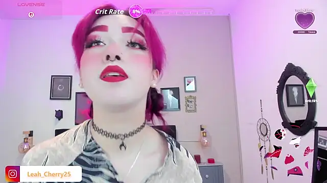Snapshot of Leah_cherry chatting on 06.23.26 Leah cherry online show from 06.23.26