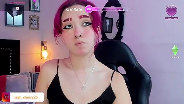 Snapshot of Leah_cherry chatting on 07.09.26 Leah cherry online show from 07.09.26
