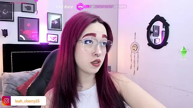 Snapshot of Leah_cherry chatting on 07.15.26 Leah cherry online show from 07.15.26
