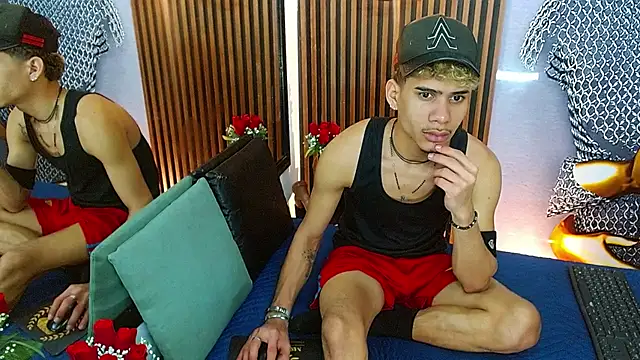 Snapshot of Skinny_cute_Alyer chatting on 05.25.26 Skinny cute Alyer online show from 05.25.26