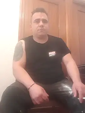 Snapshot of Ismael993A chatting on 05.11.26 Ismael993A online show from 05.11.26