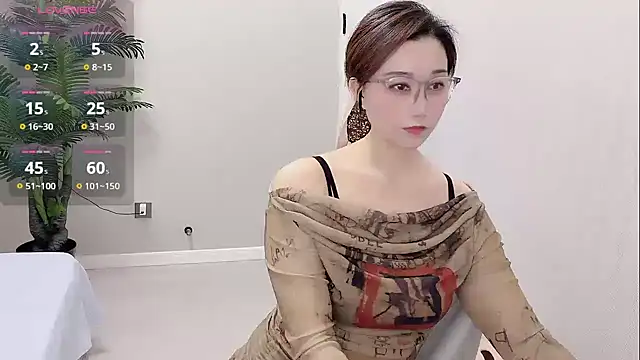 Snapshot of Yunxi- chatting on 06.07.26 Yunxi- online show from 06.07.26