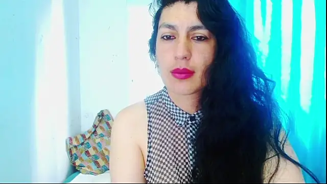 Snapshot of diosa_gil chatting on 04.14.26 diosa gil online show from 04.14.26