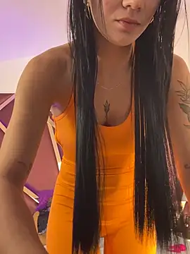 ZoeHarpers online show from 05.17.26