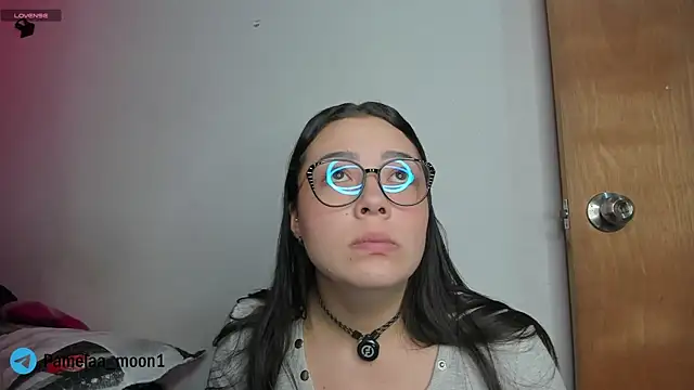 Snapshot of Pamelaa_moon1 chatting on 07.03.26 Pamelaa moon1 online show from 07.03.26