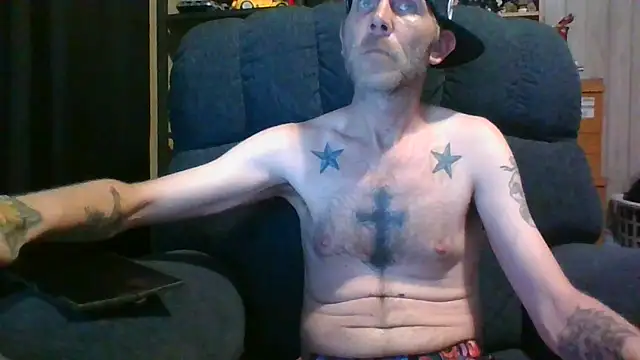 EEYORE86 online show from 04.15.26