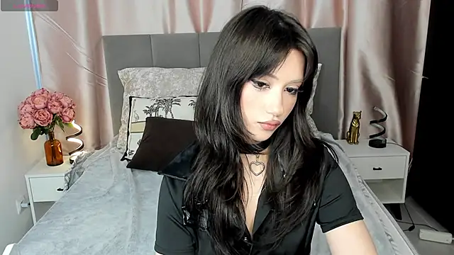 Snapshot of BrianaSteels chatting on 05.15.26 BrianaSteels online show from 05.15.26