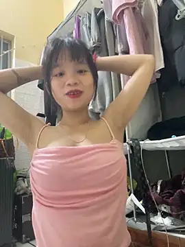 Snapshot of Neo-baby chatting on 04.24.26 Neo-baby online show from 04.24.26