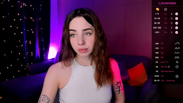 Snapshot of CharliGrace_ chatting on 05.19.26 CharliGrace online show from 05.19.26