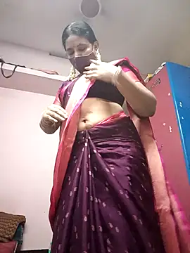 Snapshot of Tamilaunty35 chatting on 05.05.26 Tamilaunty35 online show from 05.05.26