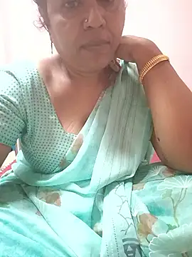 Snapshot of Tamilaunty35 chatting on 06.20.26 Tamilaunty35 online show from 06.20.26