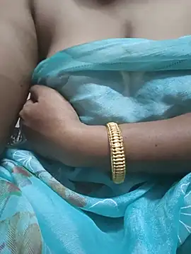 Snapshot of Tamilaunty35 chatting on 06.20.26 Tamilaunty35 online show from 06.20.26