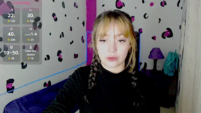 Snapshot of vero_doll12 chatting on 05.28.26 vero doll12 online show from 05.28.26
