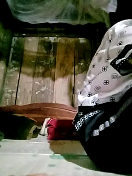 Snapshot of Amelie9x chatting on 04.11.26 Amelie9x online show from 04.11.26