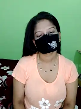 Snapshot of black-woman chatting on 05.16.26 black-woman online show from 05.16.26
