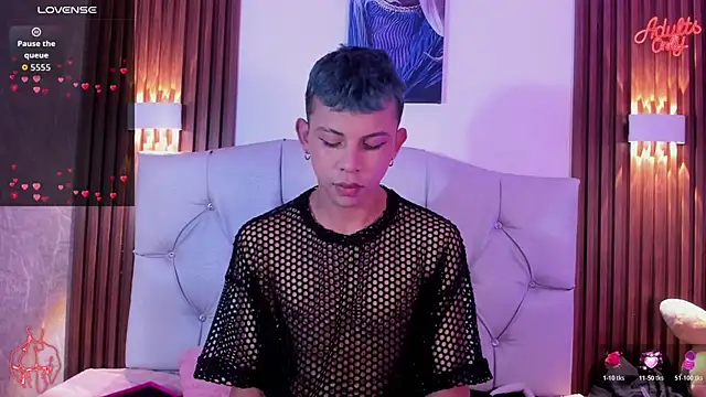 Snapshot of Apolo_Prince1 chatting on 04.21.26 Apolo Prince1 online show from 04.21.26