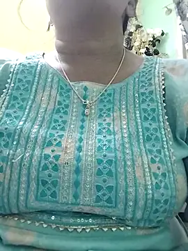 Snapshot of Monika_telugu_queen chatting on 04.23.26 Monika telugu queen online show from 04.23.26