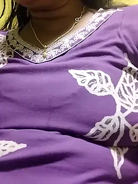 Snapshot of Monika_telugu_queen chatting on 04.30.26 Monika telugu queen online show from 04.30.26
