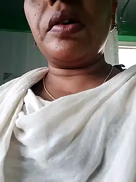 Snapshot of Monika_telugu_queen chatting on 05.07.26 Monika telugu queen online show from 05.07.26