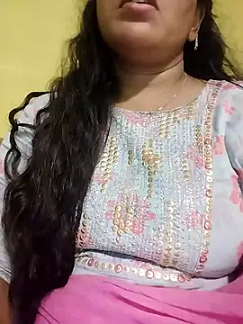 Snapshot of Monika_telugu_queen chatting on 05.21.26 Monika telugu queen online show from 05.21.26
