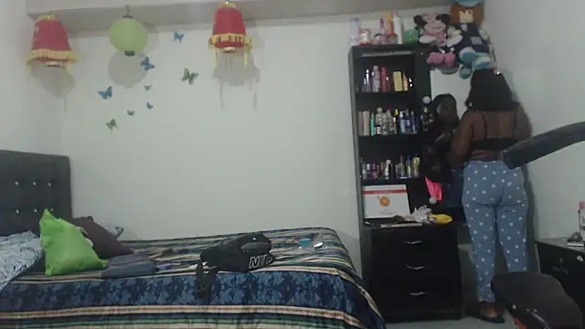 Snapshot of hotbrunettecasandra chatting on 03.13.25 hotbrunettecasandra online show from 03.13.25