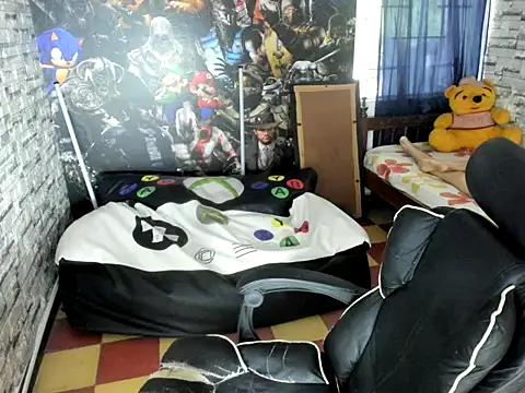 Snapshot of sebas_jusa chatting on 06.27.26 sebas jusa online show from 06.27.26