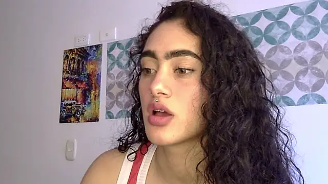 Snapshot of shelsy_d chatting on 05.28.26 shelsy d online show from 05.28.26