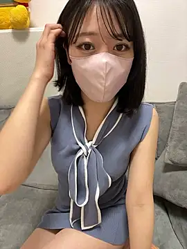 Snapshot of aoi_816 chatting on 04.30.26 aoi 816 online show from 04.30.26