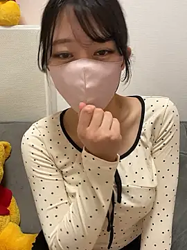 Snapshot of aoi_816 chatting on 05.06.26 aoi 816 online show from 05.06.26