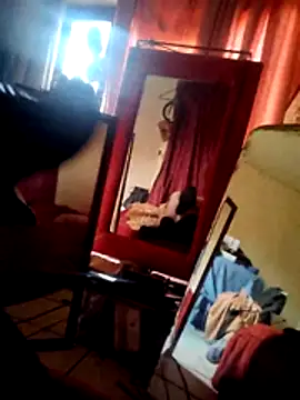 Lacasadelilith online show from 04.12.26