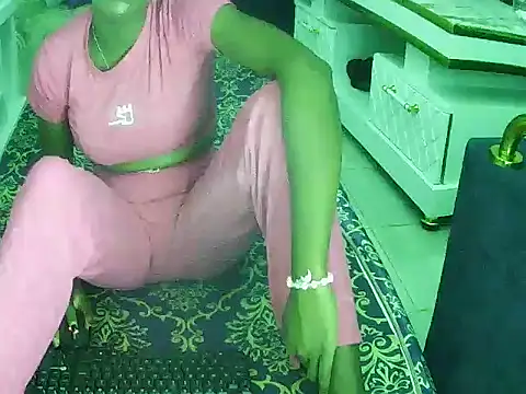 Thandolwethu08 online show from 04.11.26