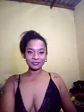 Snapshot of MissyLoveCreator chatting on 04.29.26 MissyLoveCreator online show from 04.29.26